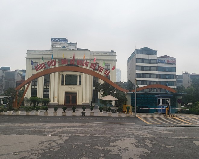 Theo quyết định của quận Nam Từ Liêm, bãi xe ngầm Mễ Trì Hạ phải đình chỉ hoạt động từ tháng 6/2022