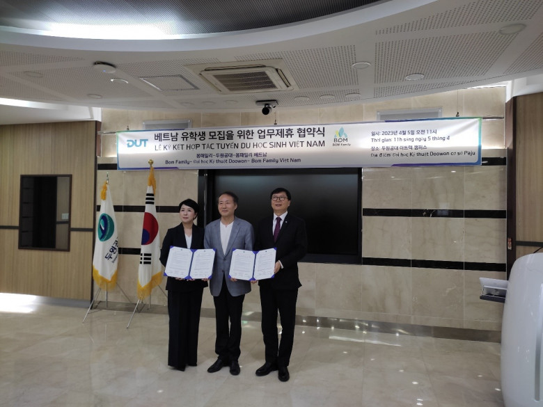 Đại học Kỹ thuật Doowon cùng công ty Bom Family ký bản ghi nhớ về tuyển sinh du học sinh Việt Nam - 2