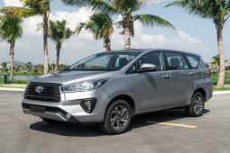 Giá xe Toyota Innova niêm yết và lăn bánh tháng 4/2023