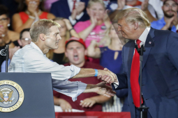 Thế giới - Công tố viên điều tra ông Trump đâm đơn kiện, kêu bị “tấn công trắng trợn”