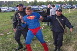 Tranh vui - Đỡ không nổi với những khoảnh khắc kỳ quặc trong cuộc sống