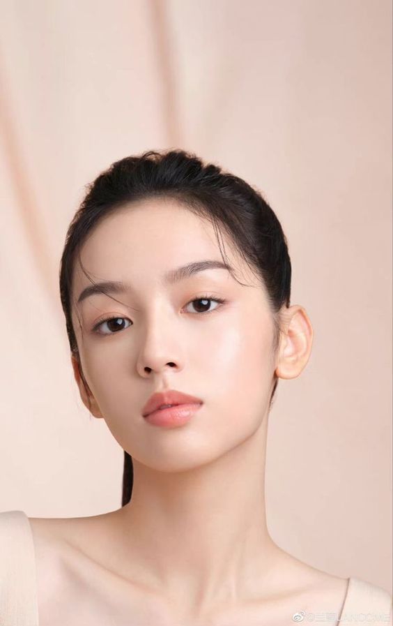 Đỏ và kích ứng nhẹ được coi là tác dụng phụ bình thường, nhưng bất cứ điều gì khiến bạn lo lắng hoặc không đỡ hơn sau một thời gian dài đều cần đến bác sĩ.&nbsp;