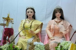 Myanmar: Mang 2 búp bê tình dục vào chùa làm lễ, nhóm sùng đạo bị truy tố