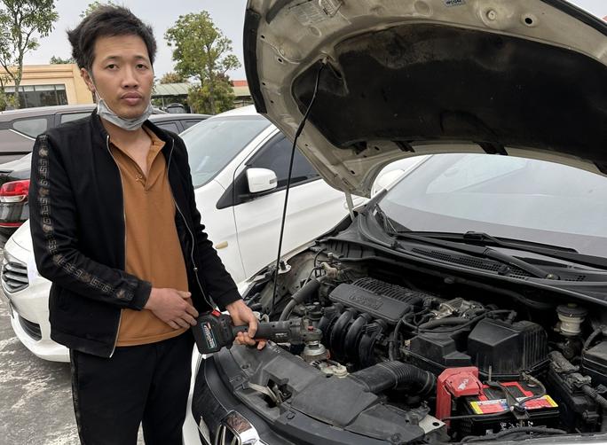 Nguyễn Văn Đức cùng tang vật