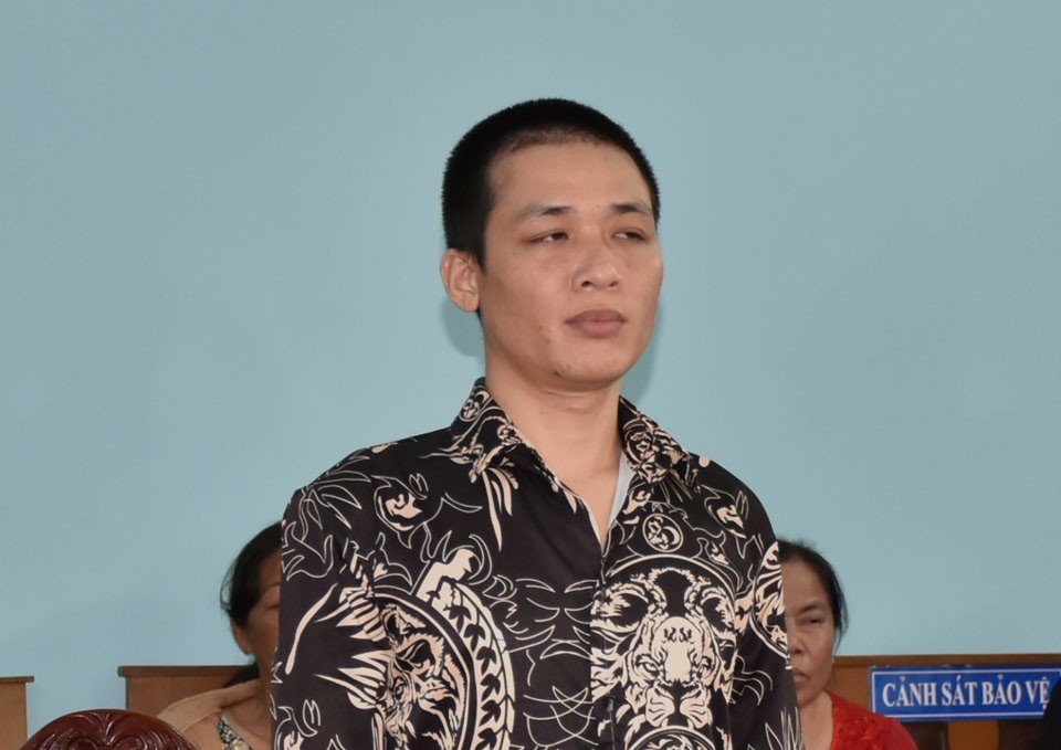 Bị cáo Nguyễn Quốc Toàn tại phiên xét xử sơ thẩm (Ảnh: Mã Phi)