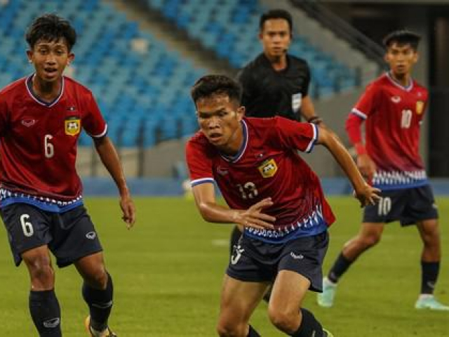 Đối thủ của U22 Việt Nam tại SEA Games 32 'nhập tịch' 3 sao trẻ