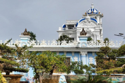 Tin tức trong ngày - Chưa chốt phương án xử lý "toà nhà đẹp nhất Cà Mau"