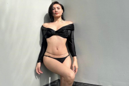 Đời sống Showbiz - Ninh Dương Lan Ngọc "gây sốt" khi diện bikini, nói ngay 1 câu về tin đồn bí mật sinh con