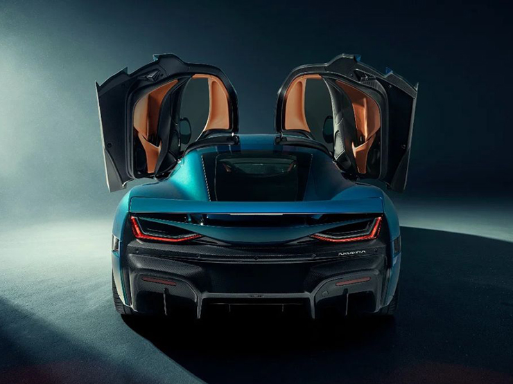 Siêu phẩm Rimac Nevera vượt mặt tốc độ ông hoàng Bugatti - 4