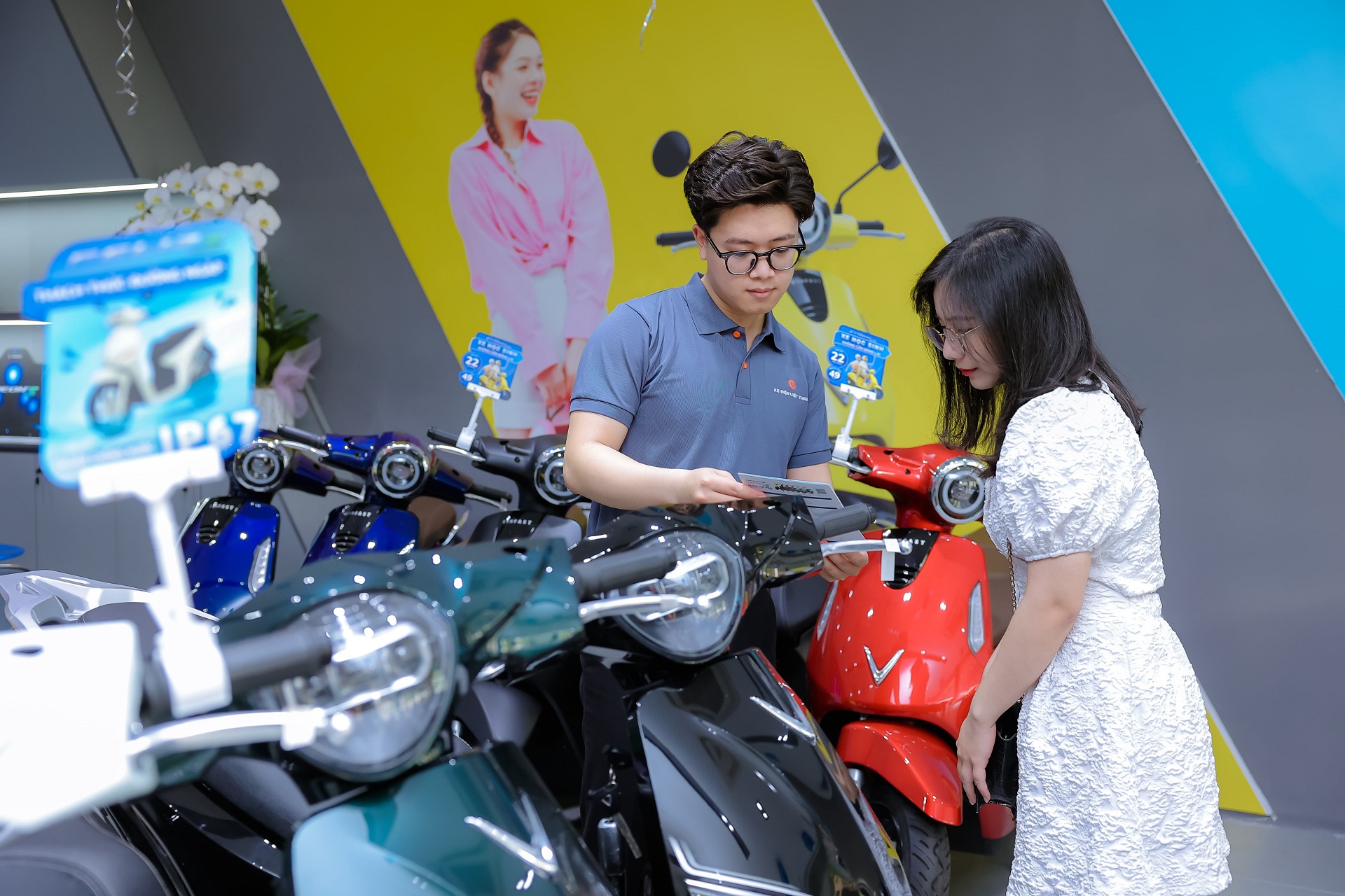 Khai trương đại lý uỷ quyền xe máy điện VinFast đầu tiên tại Hà Nội năm 2023 - 2