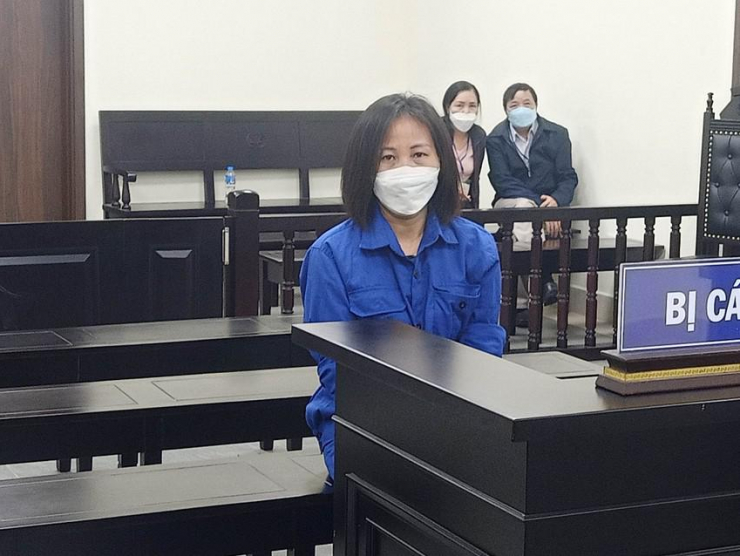  Bị cáo Vũ Thị Nguyệt tại phiên tòa  hôm nay, 14-4. 