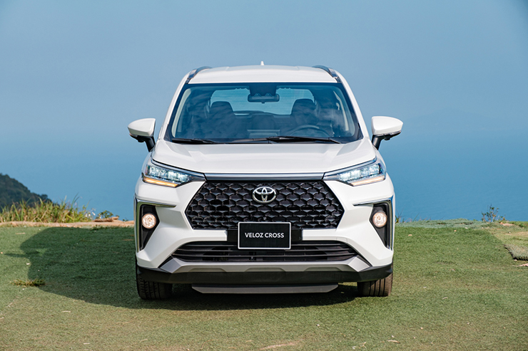 Giá xe Toyota Veloz Cross lăn bánh tháng 4/2023, nhiều ưu đãi hấp dẫn - 5