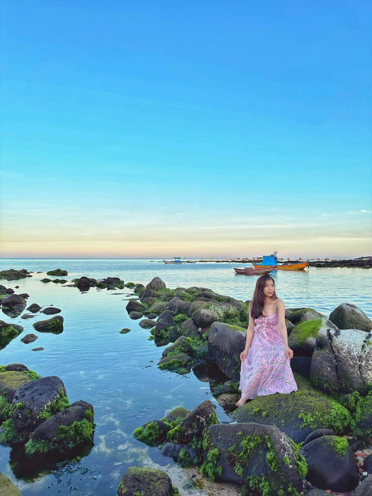 Khám phá thêm nhiều góc ảnh đẹp và lạ ở đảo Phú Quý - 9