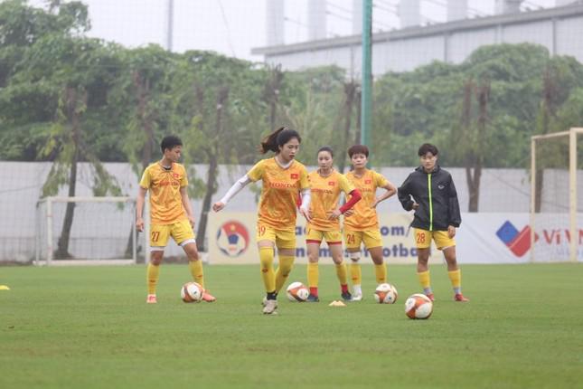 Đội tuyển nữ Việt Nam sang Nhật Bản tập huấn, hướng tới giành vàng SEA Games 32 - 1