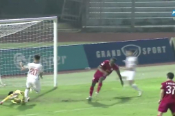 Bóng đá - Trực tiếp bóng đá Hồng Lĩnh Hà Tĩnh - Bình Dương: Bàn thắng ấn định (V-League) (Hết giờ)