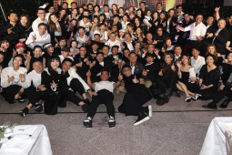 Đời sống Showbiz - 100 nghệ sĩ tới dự sinh nhật "ông trùm" giải trí đang vướng bê bối