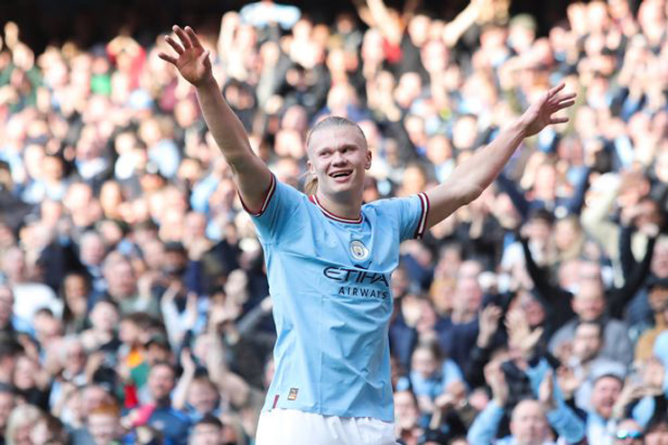 Erling Haaland đang trở thành "cỗ máy săn bàn" đáng sợ của Man City