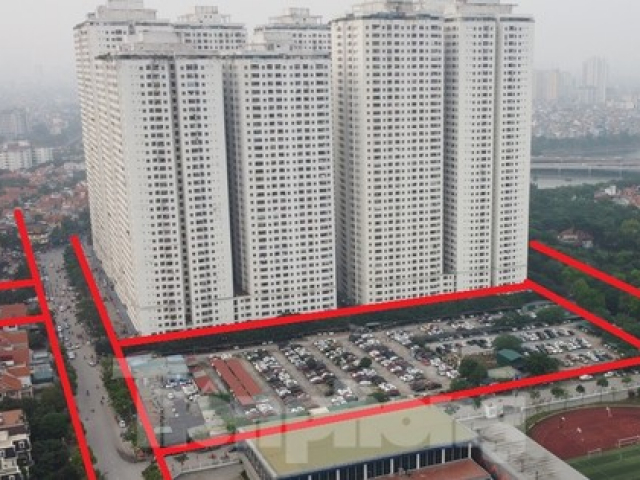 Tin tức trong ngày - Tận thấy các bãi xe lậu 'bủa vây' khu HH Linh Đàm