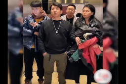 Clip hài hước - Chàng trai thể hiện "bản lĩnh" với vợ nơi công cộng và cái kết bất ngờ