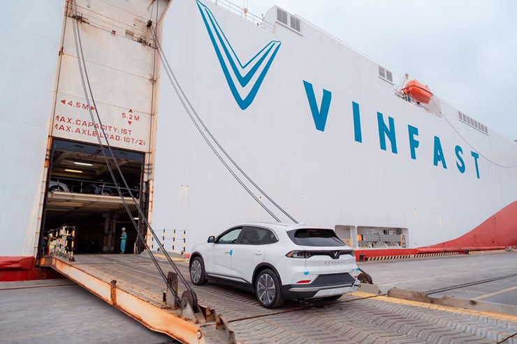 VinFast chính thức xuất cảng lô xe VF 8 thứ hai tới Bắc Mỹ - 5