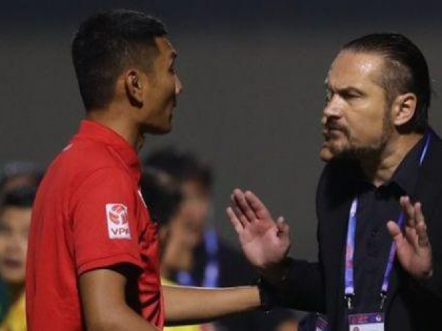 Bóng đá - HLV Thanh Hóa: CLB TP.HCM được trọng tài ưu ái, sao ông Thành cứ phàn nàn?