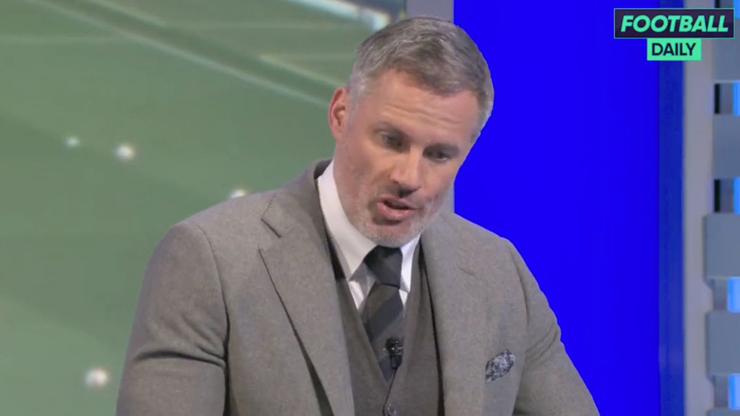 Jamie Carragher chê Arsenal quá tự mãn