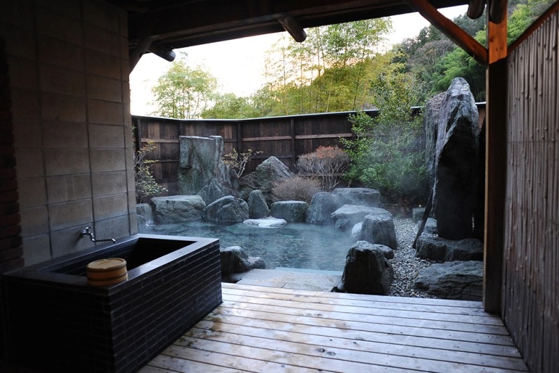 7 nghi thức tắm suối nước nóng truyền thống Nhật bản - 3