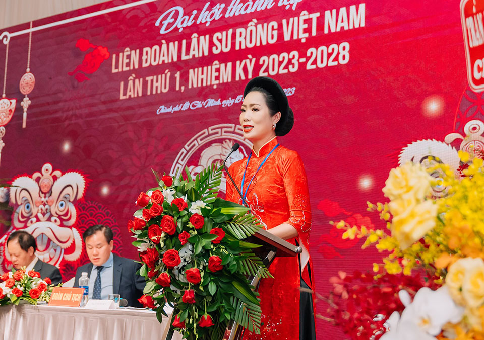 NSƯT Trịnh Kim Chi trở thành&nbsp;Phó Chủ tịch Liên đoàn Lân sư rồng Việt Nam