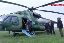 Điện Kremlin giải thích vì sao các tướng cấp cao không cùng ông Putin đến Kherson, Lugansk