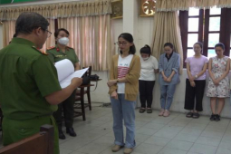 Pháp luật - Khởi tố 22 người thuộc 6 công ty "núp bóng cho vay" với lãi suất 2.555%/năm