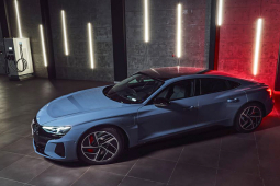 Ngắm xe - Audi RS e-Tron GT và phòng chờ sạc xe chuẩn thương gia được ra mắt tại Việt Nam