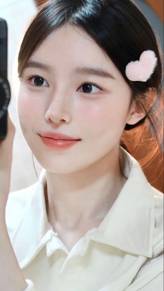 Những thủ thuật giúp trẻ hóa đôi môi mềm mịn như bé thơ - 3