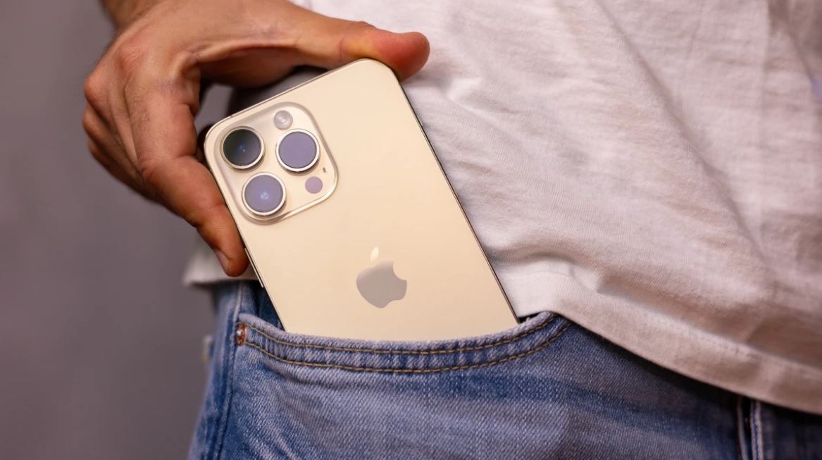 iPhone 15 Pro Max sẽ có camera tele “khủng” mức nào? - 1