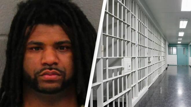 Nghi phạm Jaylan Noah Davis vô tình được thả nhầm từ Nhà tù Hạt Mecklenburg