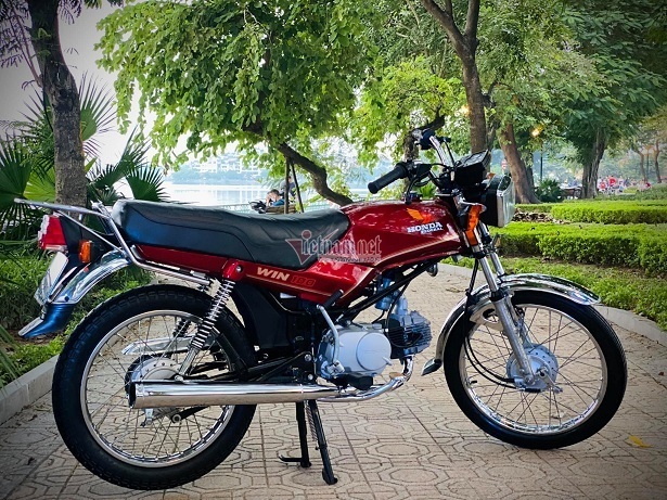 Chiếc xe Honda Win 100 'zin' hàng hiếm