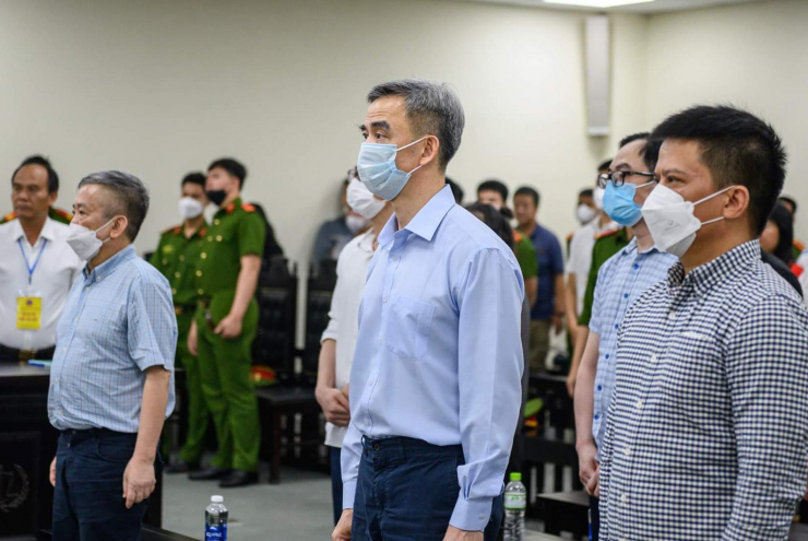 Tuyên án cựu Giám đốc Bệnh viện Tim Hà Nội Nguyễn Quang Tuấn