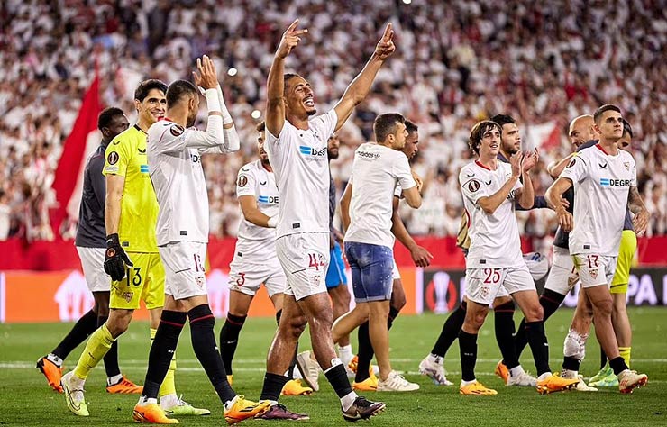 Sevilla tiếp tục thể hiện sức mạnh ở đấu trường Europa League