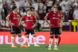 Bóng đá - Báo động MU: Varane - Martinez còn lâu mới trở lại, phải "sống chung với lũ"
