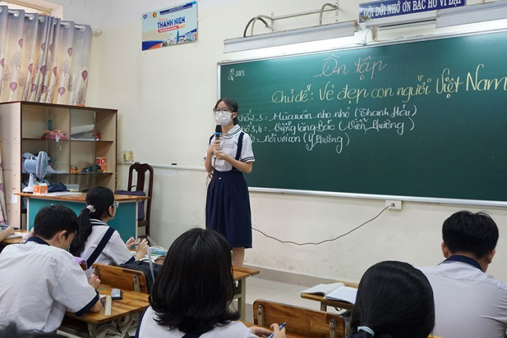 Một tiết học văn của học sinh lớp 9 Trường THCS Lê Văn Tám, quận Bình Thạnh. Ảnh: NGUYỄN QUYÊN