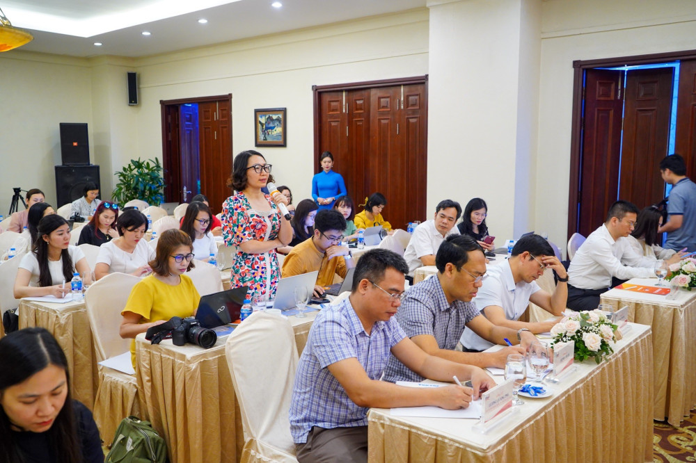 Quang cảnh buổi họp báo.