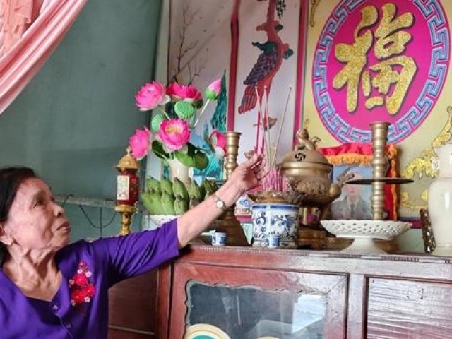 Tin tức trong ngày - Tìm thấy mộ chồng chưa cưới sau gần nửa thế kỷ hy sinh