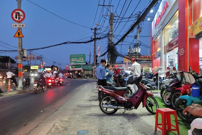 Ngã ba Hiệp Bình - Quốc lộ 13 (phường Hiệp Bình Phước, TP Thủ Đức, TP HCM)