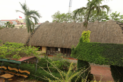 Tin tức trong ngày - Ảnh: "Lạc" vào những ngôi nhà xưa ở vùng quê Bắc Bộ, ấm vào mùa đông, mát vào mùa hè