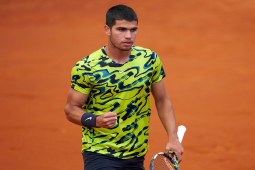 Thể thao - Video tennis Alcaraz - Evans: "Mưa" break trong set 2, đoạt vé chung kết (Barcelona Open)