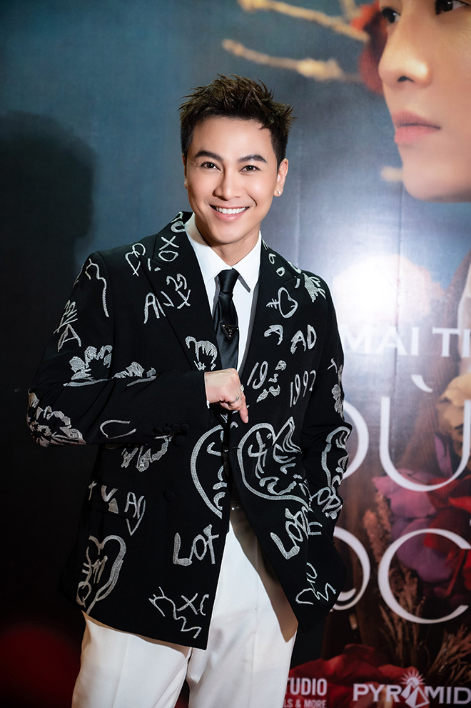 Mai Tiến Dũng trở lại làng nhạc với&nbsp;MV “Dù Khóc Một Dòng Sông”