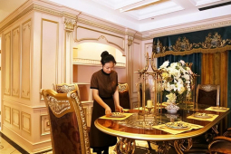 Cuộc sống của bảo mẫu Bắc Kinh: Bao ăn ở, thu nhập hơn 35 triệu/tháng