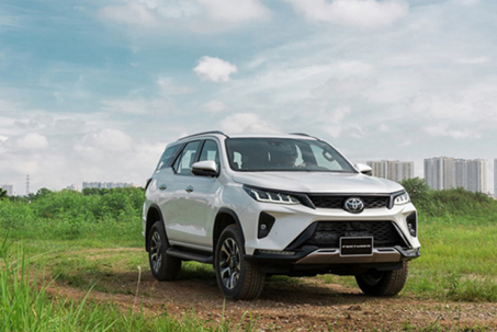 Đánh giá Toyota Fortuner mẫu xe yêu thích của người Việt