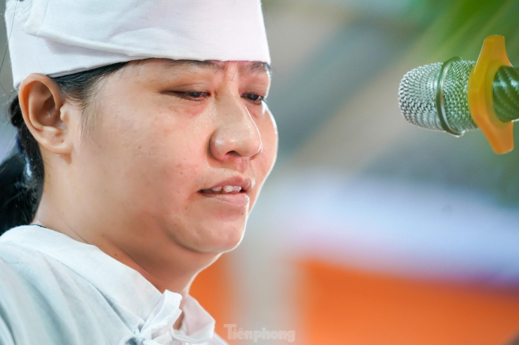 &#34;Anh hãy nghỉ đi, nhiệm vụ có đồng đội anh thay thế, phụng dưỡng cha mẹ đã có em và anh chị&#34; - 3