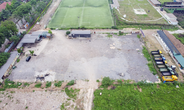Cận cảnh dự án khu đô thị ở Hà Nội biến tướng thành sân bóng, cho thuê tùm lum - 6