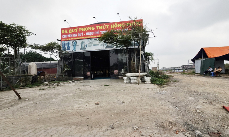 Cận cảnh dự án khu đô thị ở Hà Nội biến tướng thành sân bóng, cho thuê tùm lum - 12